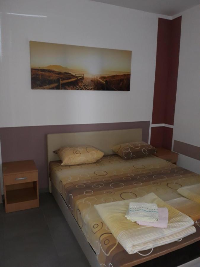 Apartments Petricevic Сутоморе Экстерьер фото