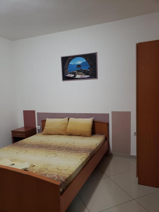 Apartments Petricevic Сутоморе Экстерьер фото