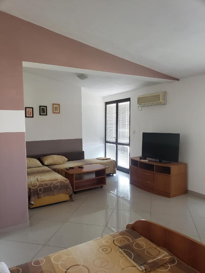 Apartments Petricevic Сутоморе Экстерьер фото