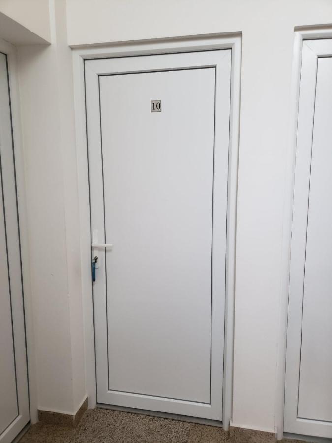 Apartments Petricevic Сутоморе Экстерьер фото